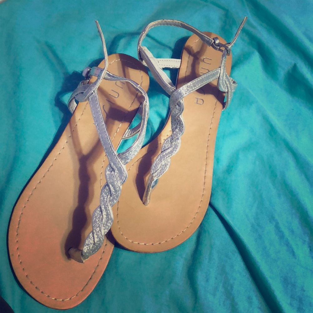 Women’s sandals